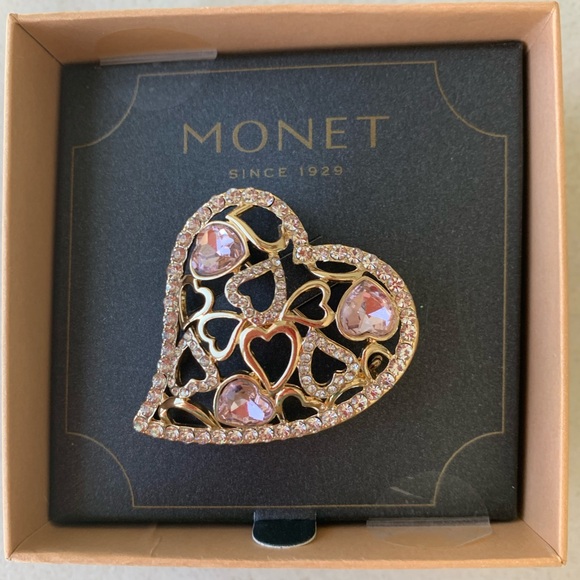 Monet Jewelry - Monet pink heart brooch - New in box